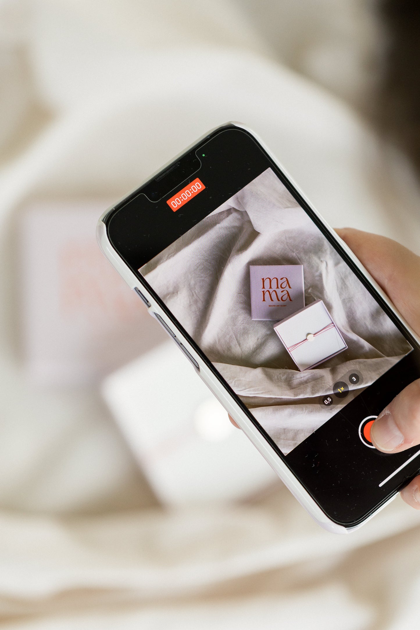 Mama – zartes Armband in Geschenkbox - Zwei Farben