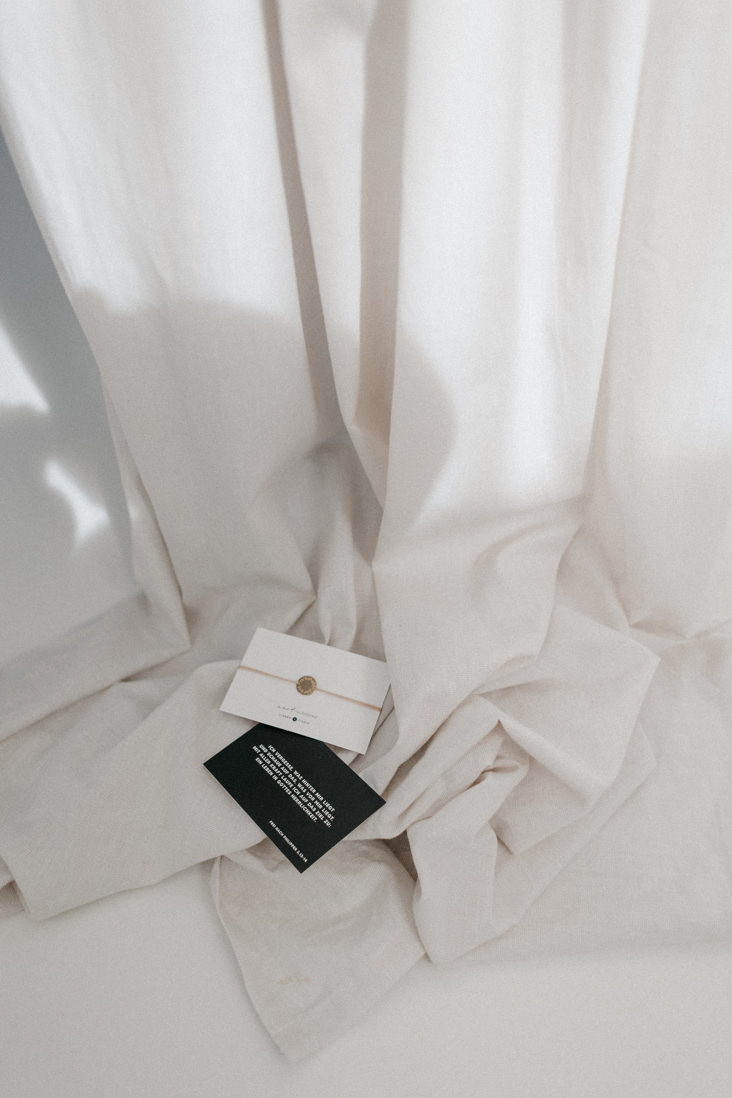 Niemals zurück - Armband mit Karte & Stoffbeutel