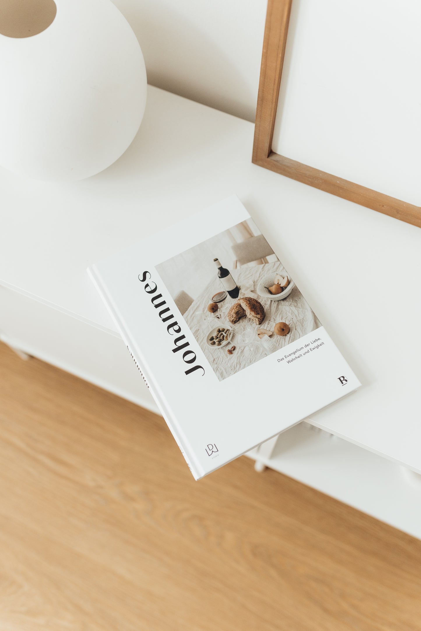 Johannes - Coffee Table Book von Wortdesign Studio