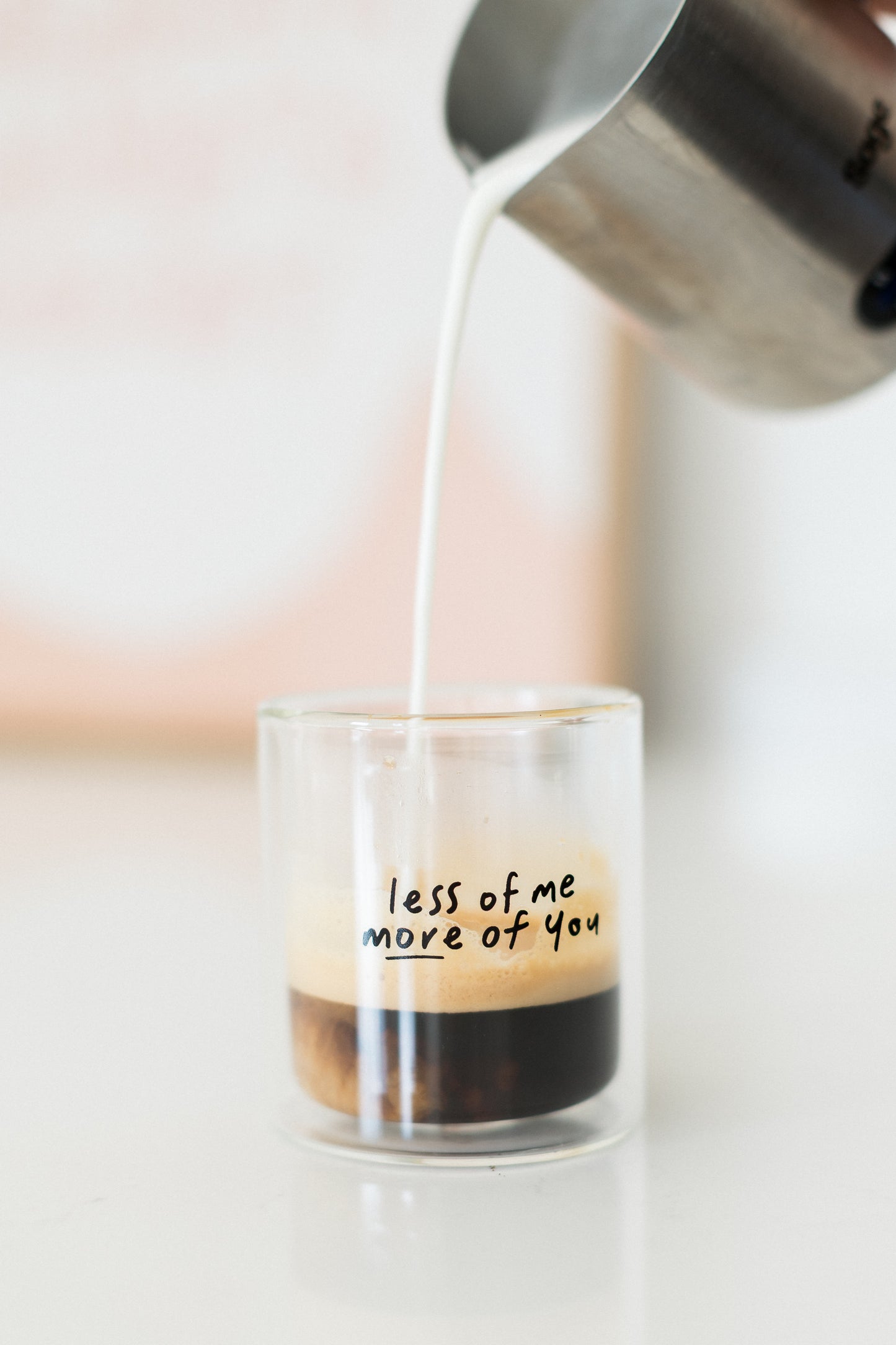 less of me / more of you - Doppelwändiger Becher NEU