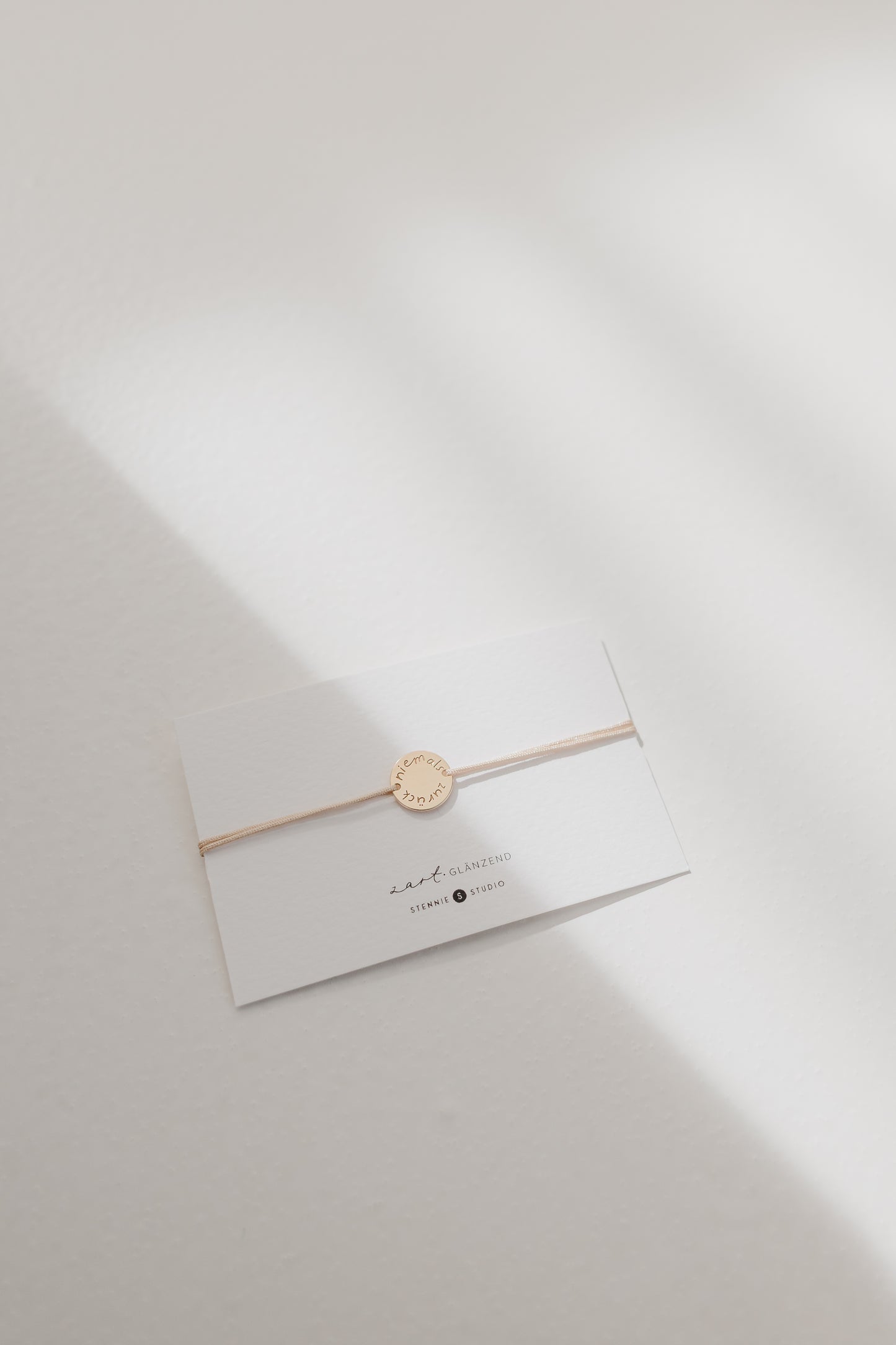 Niemals zurück - Armband mit Karte & Stoffbeutel