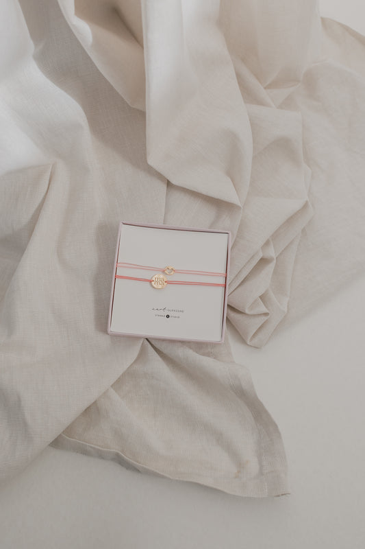 Mama & Herz – zartes Armbandset mit Schachtel in zwei Farben