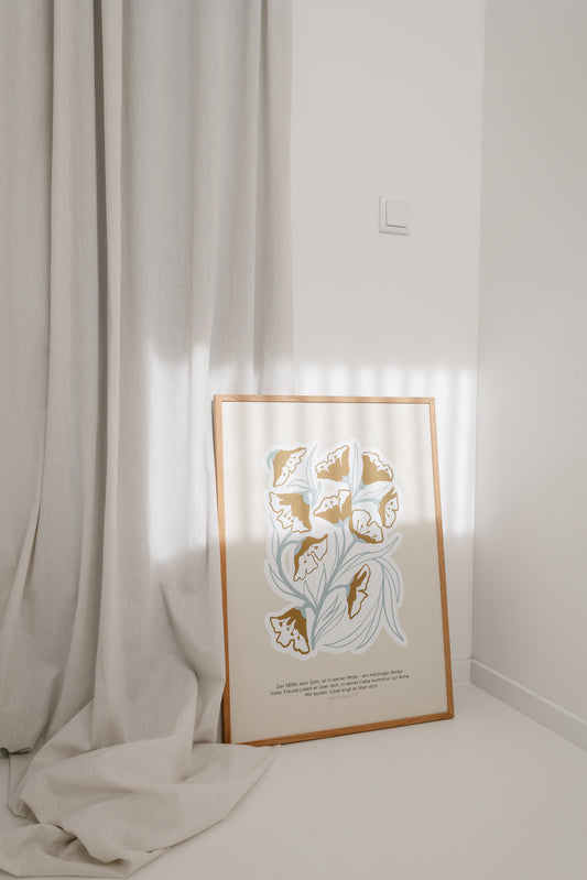 Der Herr ist in deiner Mitte - beiges Poster in 50x70 cm