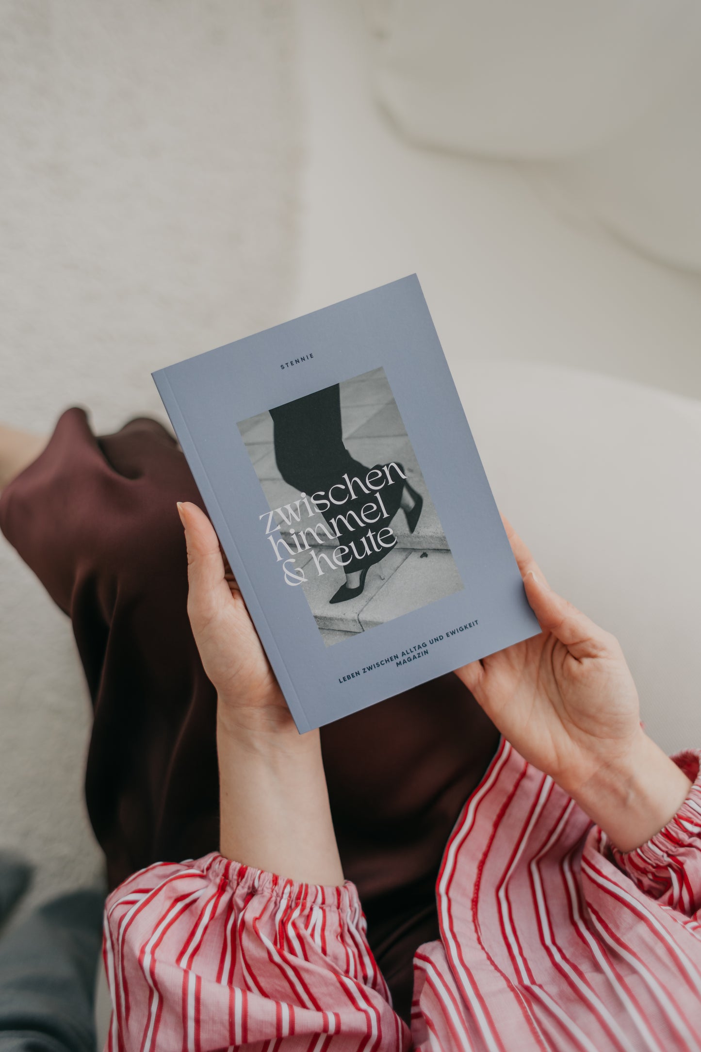 Coming soon! Zwischen Himmel und heute - Das Magazin zur Jahreslosung 2026