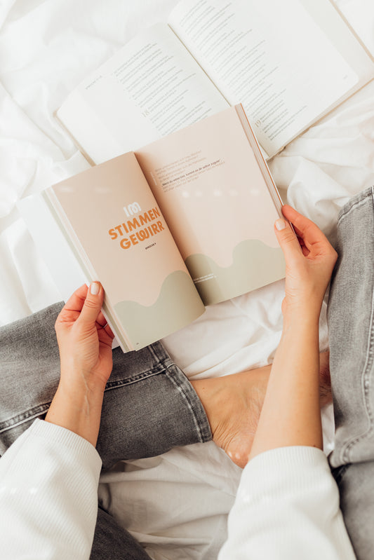 Nicht mehr und nicht weniger - Ein Stille Zeit Journal von Sarah Marie & Stennie